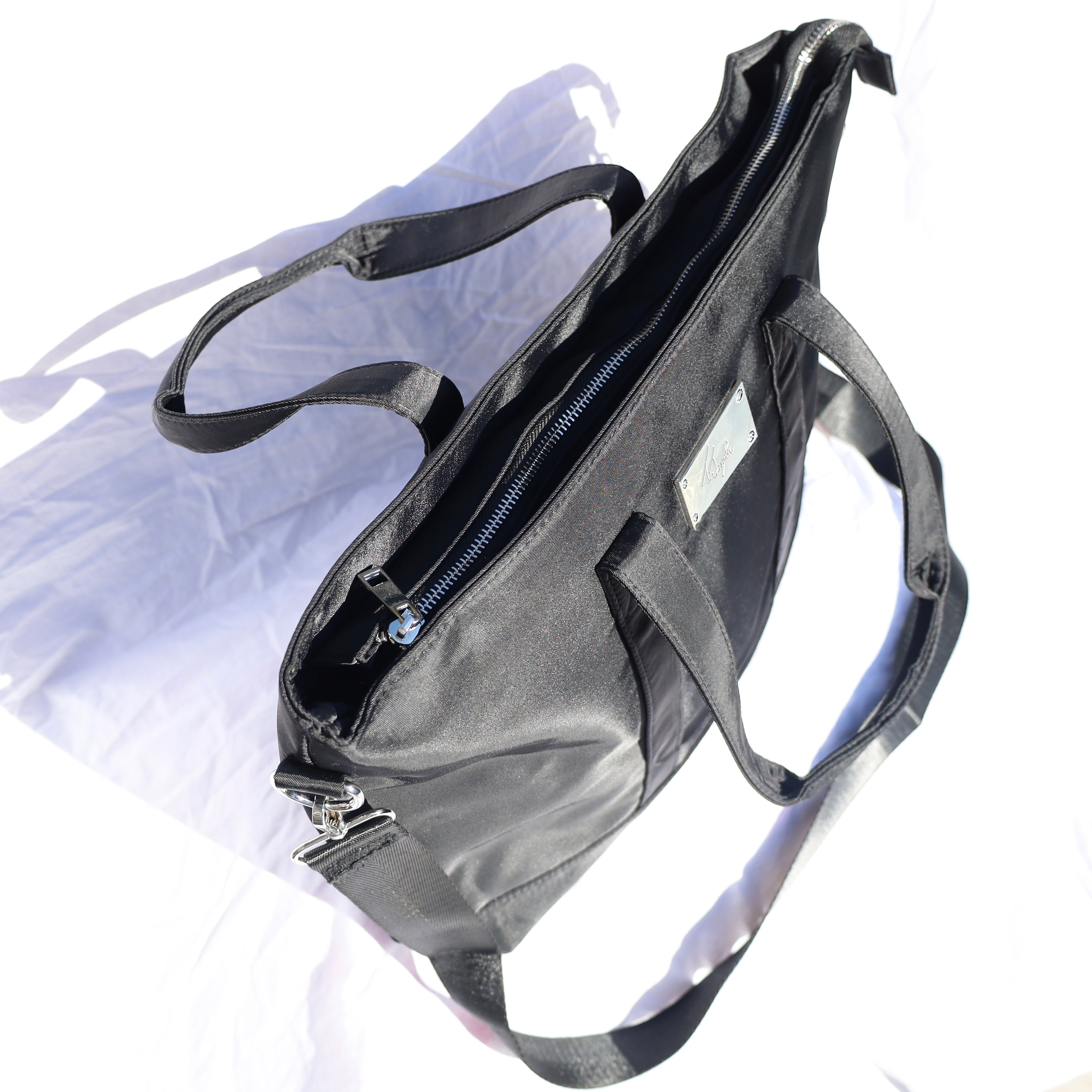 Everyday Collection: Black Essential Tote Bag